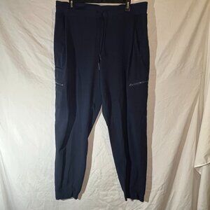 Black Athleta Venture Pant Cropped, Size 16 Drawstring/Zip Pockets 54023
